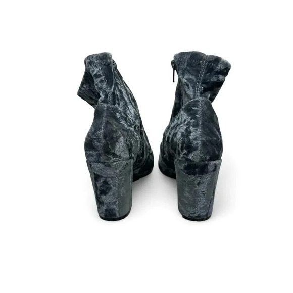 Steve Madden Ankle Booties Tight Velvet Blue Gray Size 6 1/2 Zip - Picture 10 of 11